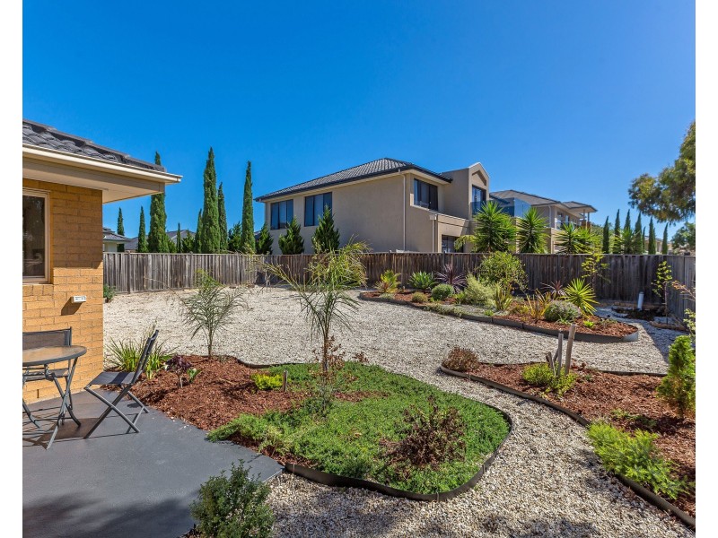 20 The Esplanade, Sanctuary Lakes VIC 3030