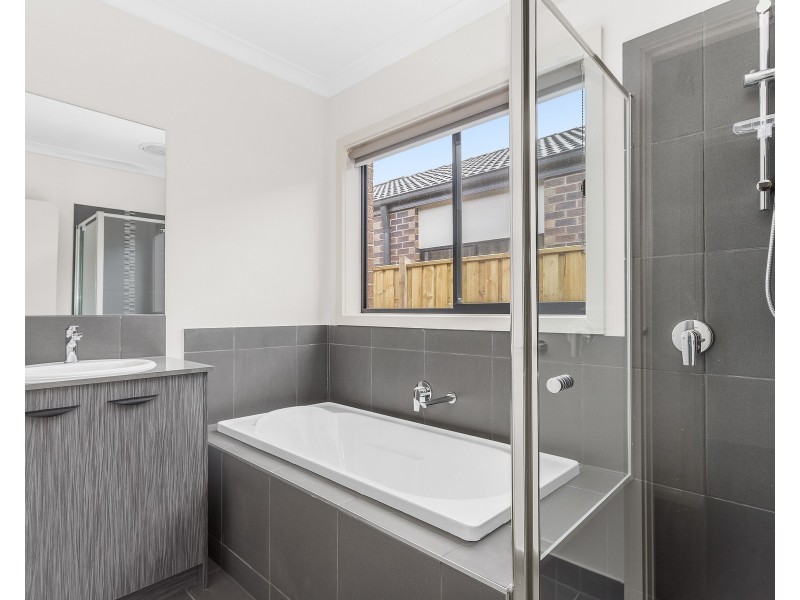 37 Jean Street, Point Cook VIC 3030