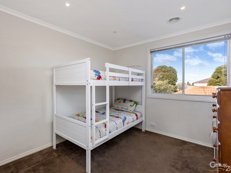 29 Lincoln Heath Boulevard, Point Cook VIC 3030