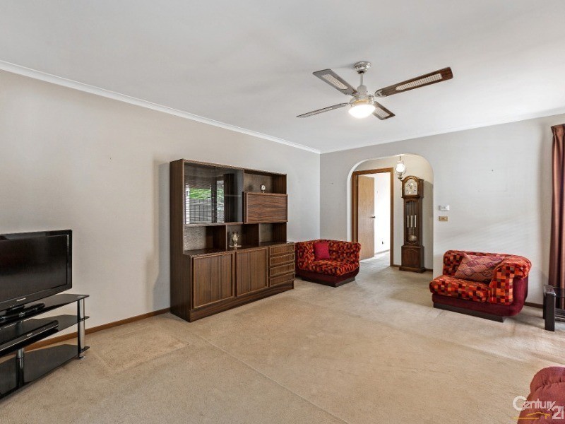 28 Merton Street, Altona Meadows VIC 3028