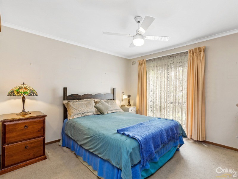 28 Merton Street, Altona Meadows VIC 3028