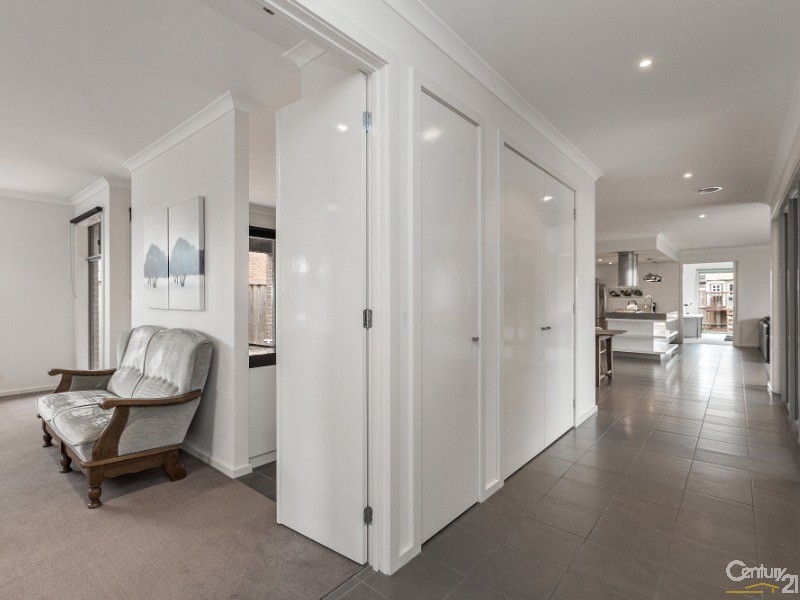 21 De Havilland Circuit, Williams Landing VIC 3027