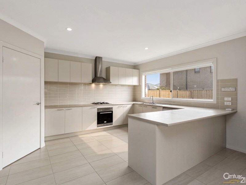 29 Darlington Drive, Williams Landing VIC 3027