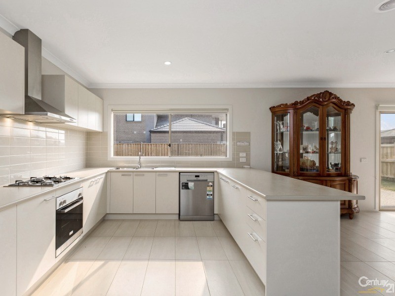 29 Darlington Drive, Williams Landing VIC 3027