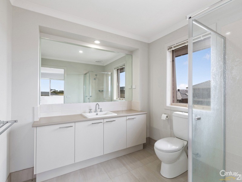 29 Darlington Drive, Williams Landing VIC 3027