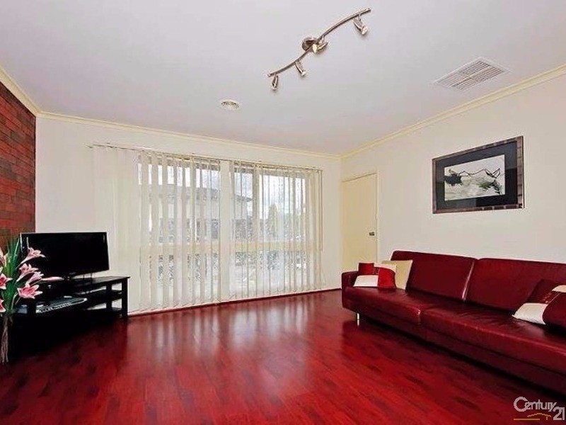 2/11B Edgar Street, Werribee VIC 3030