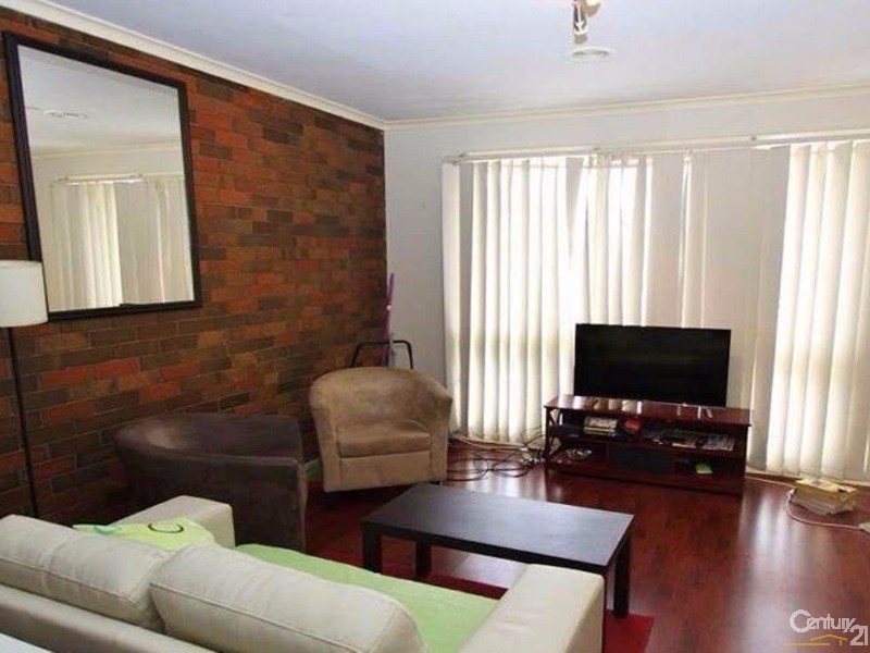 2/11B Edgar Street, Werribee VIC 3030