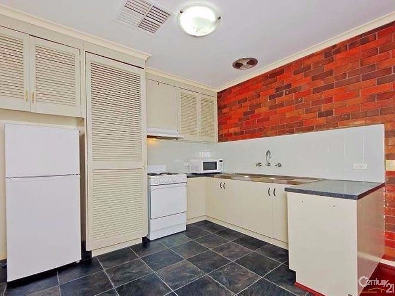 2/11B Edgar Street, Werribee VIC 3030