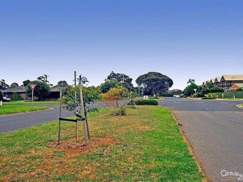 2/11B Edgar Street, Werribee VIC 3030