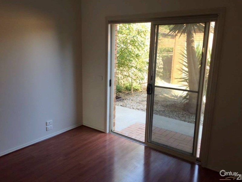 33 Lincoln Heath Boulevard, Point Cook VIC 3030