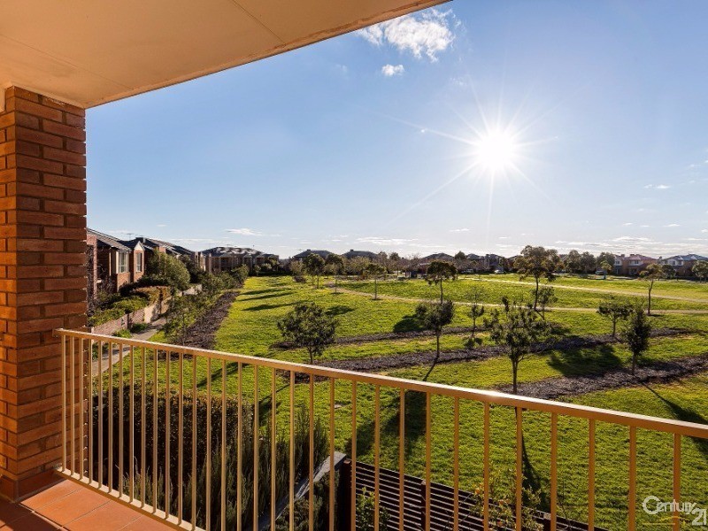 33 Lincoln Heath Boulevard, Point Cook VIC 3030