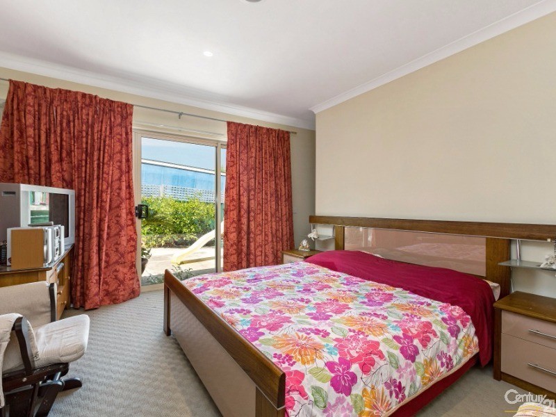 75  Lennon Boulevard, Point Cook VIC 3030