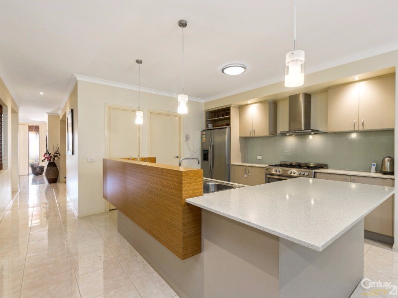75 Lennon Boulevard, Point Cook VIC 3030
