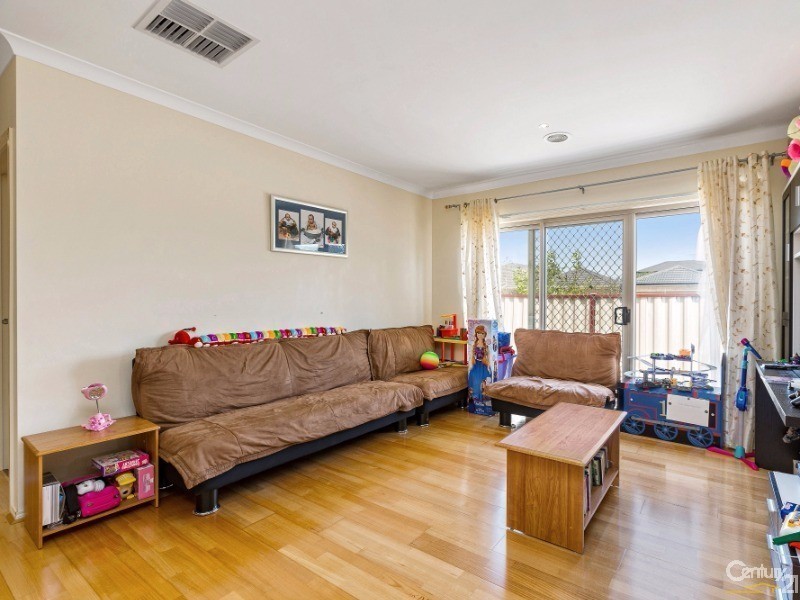 75 Lennon Boulevard, Point Cook VIC 3030