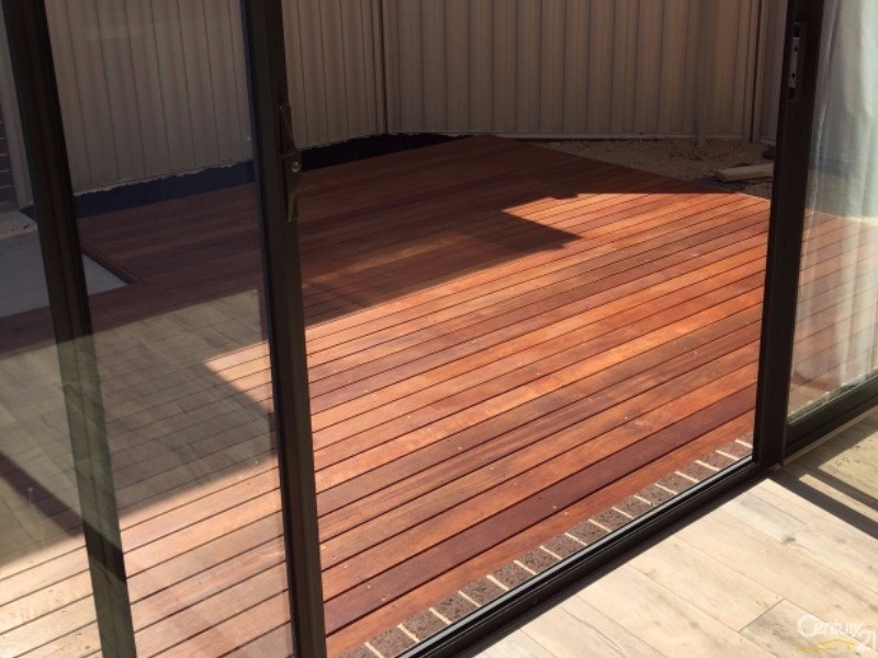 2/7 Lipari Place, Point Cook VIC 3030