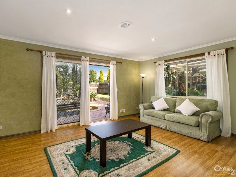 16 Carshalton Court, Hoppers Crossing VIC 3029