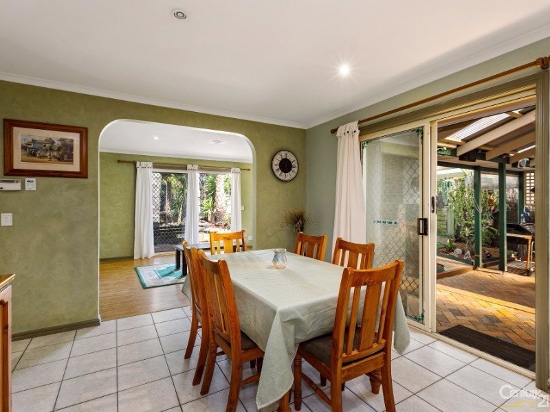 16 Carshalton Court, Hoppers Crossing VIC 3029