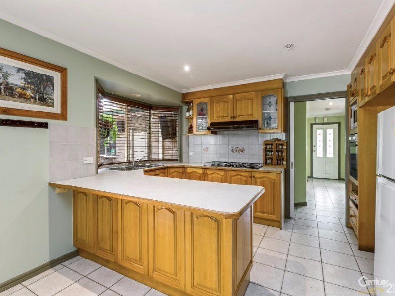 16 Carshalton Court, Hoppers Crossing VIC 3029