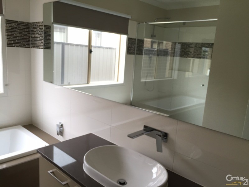 27 Elland Circuit, Truganina VIC 3029