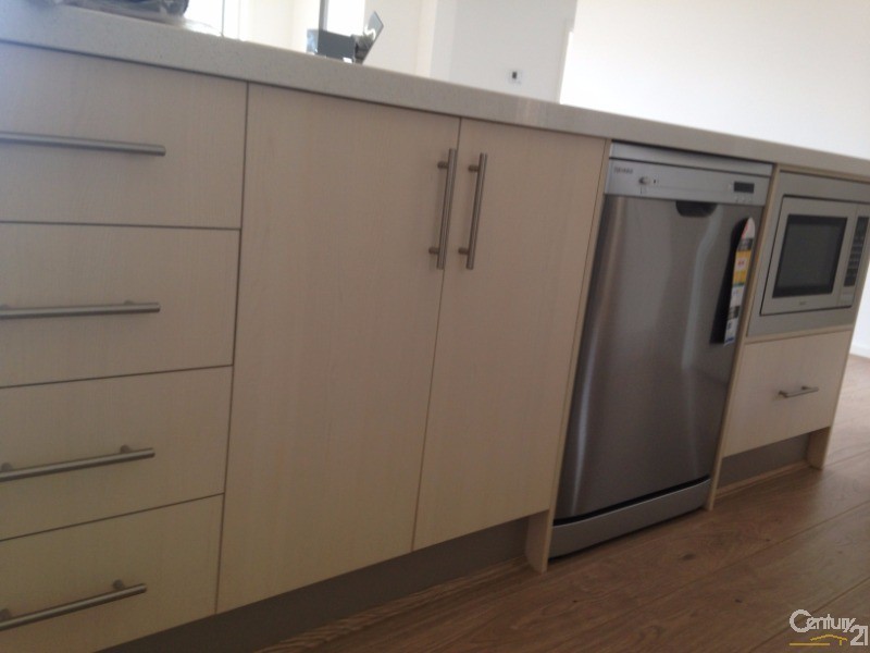 20 Sunnybank Drive, Point Cook VIC 3030