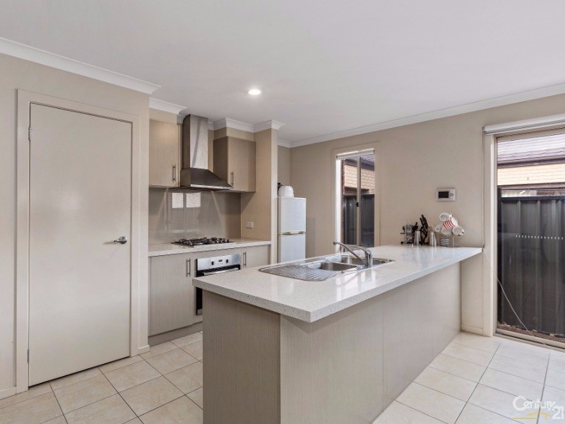 22 Bliss Street, Point Cook VIC 3030