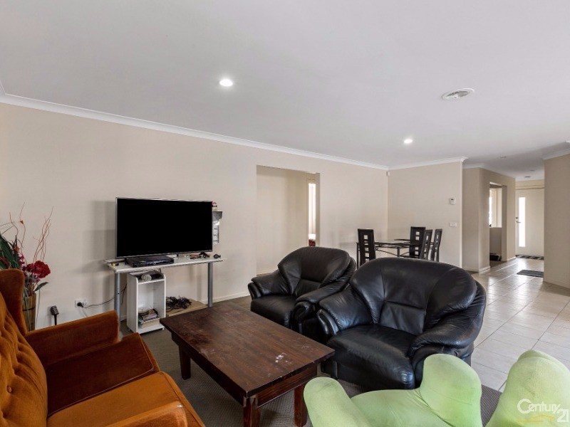 22 Bliss Street, Point Cook VIC 3030