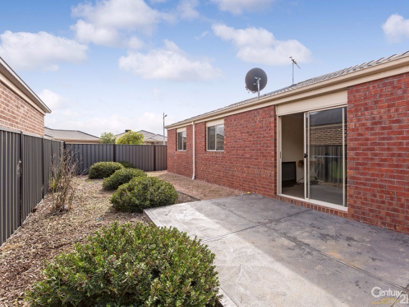 22 Bliss Street, Point Cook VIC 3030