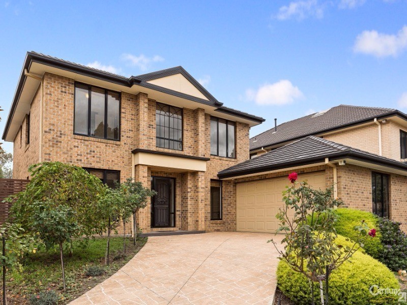 70 Tournament Drive, Sanctuary Lakes VIC 3030