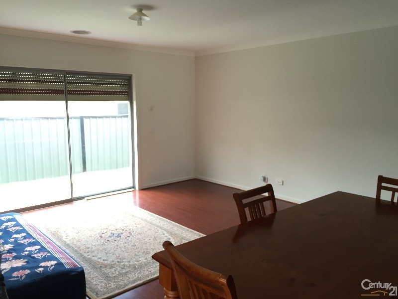 32 Everholme Drive, Truganina VIC 3029