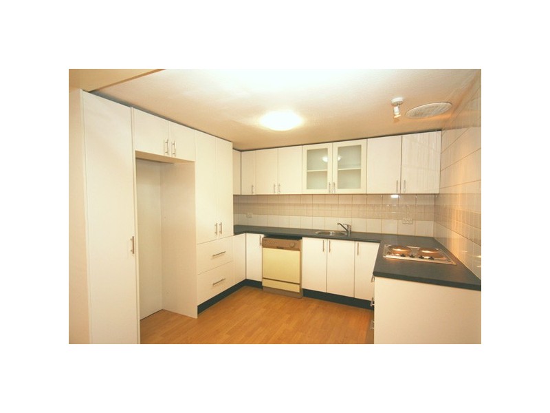 2/33 Kangaroo Road, Murrumbeena VIC 3163