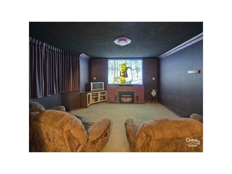 Gooseberry Hill WA 6076