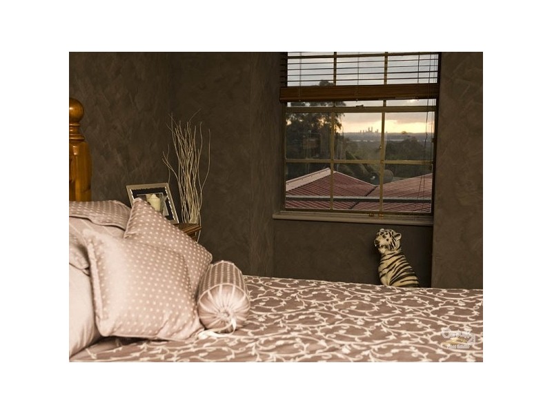 Gooseberry Hill WA 6076