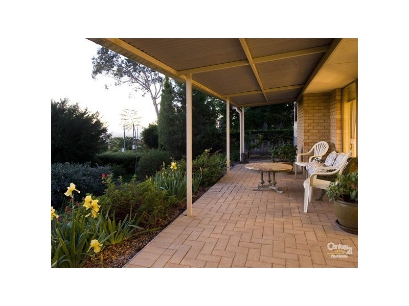 28 Ward Ave, Greenmount WA 6056