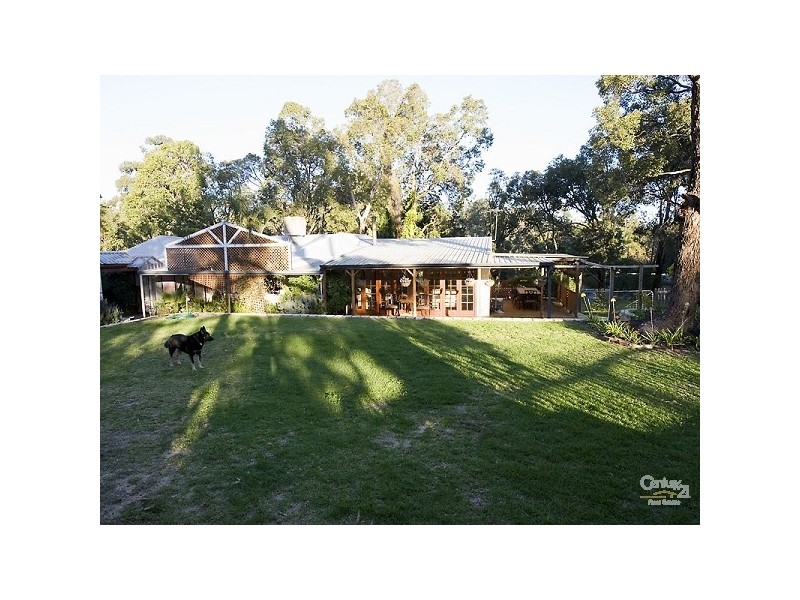 350 Lesmurdie Road, Lesmurdie WA 6076