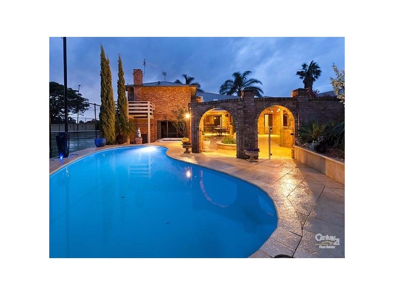 12 Justin, Lesmurdie WA 6076