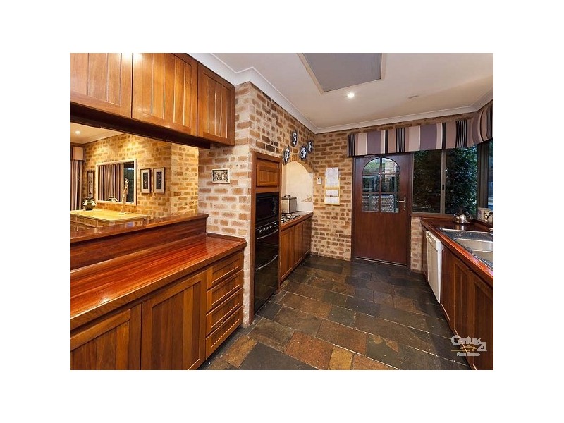 12 Justin, Lesmurdie WA 6076