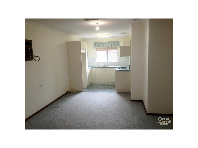 8 / 5 Varley Street, Lesmurdie WA 6076