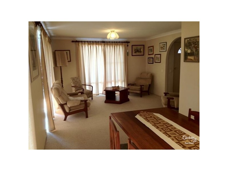 2 Waterloo Crescent, Lesmurdie WA 6076