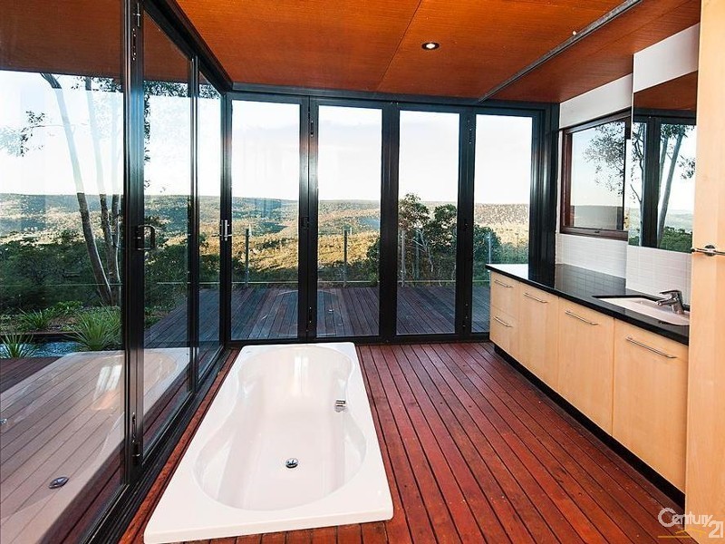 28 Graham, Gooseberry Hill WA 6076