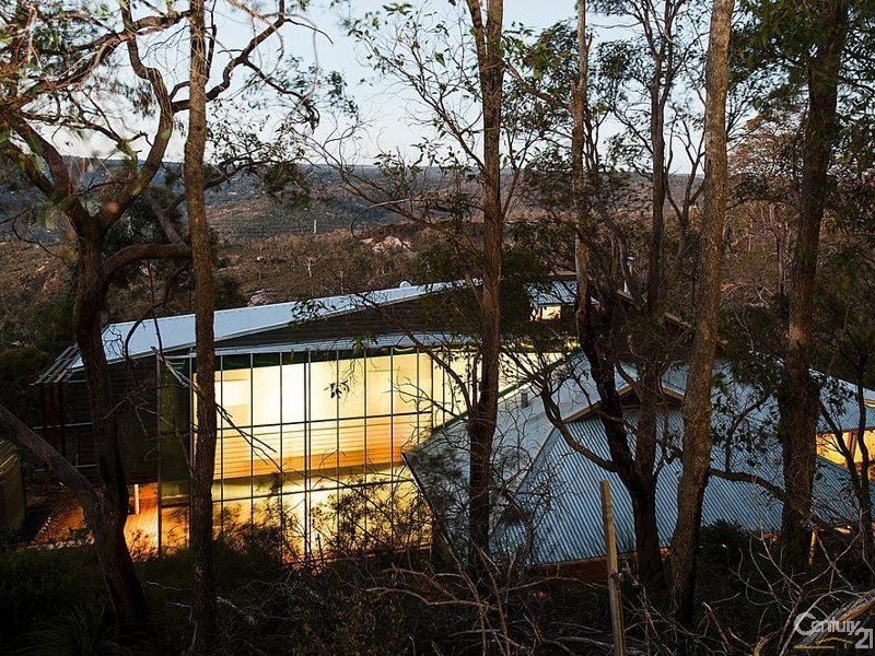 28 Graham, Gooseberry Hill WA 6076