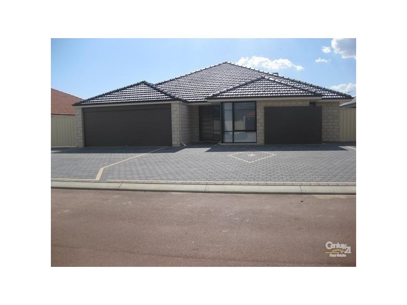 5 Karadong, Wattle Grove WA 6107