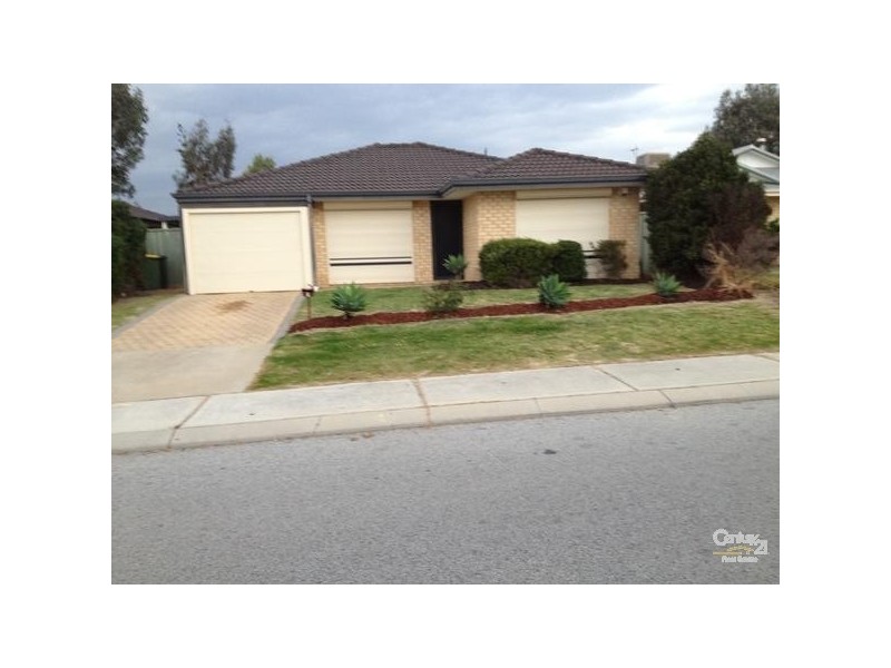 9 Fruit  Tree Crescent, Forrestfield WA 6058