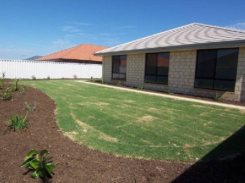 20 Mandalay Bend, Secret Harbour WA 6173