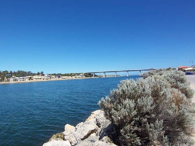 4 Emperor Court, Wannanup WA 6210