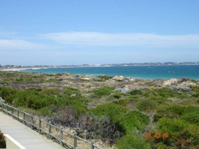 3B Bight Court, San Remo WA 6210