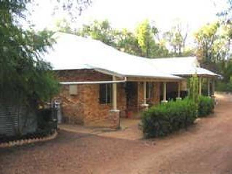 32 Russell Drive, Waroona WA 6215