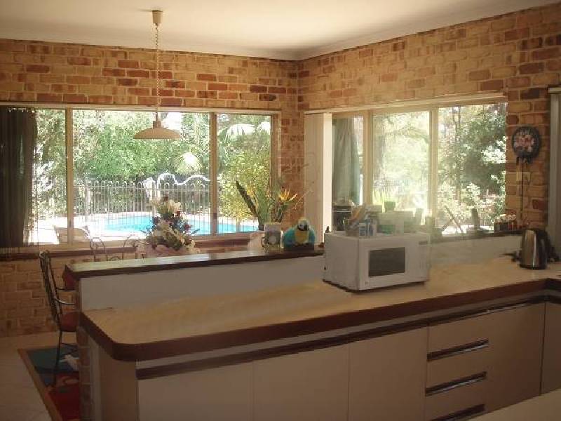 32 Russell Drive, Waroona WA 6215