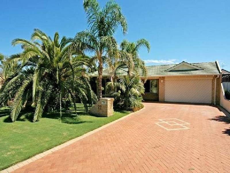 27 Peron Place, San Remo WA 6210