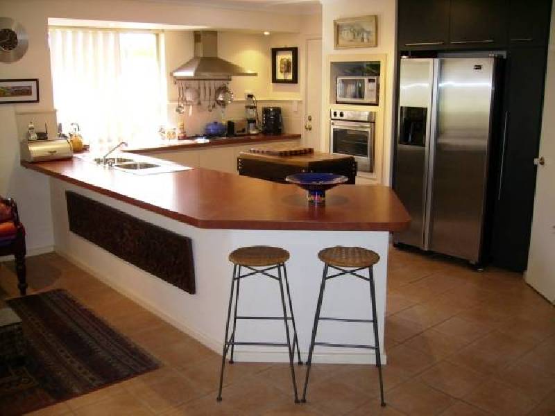 158 Peelwood Parade, Halls Head WA 6210