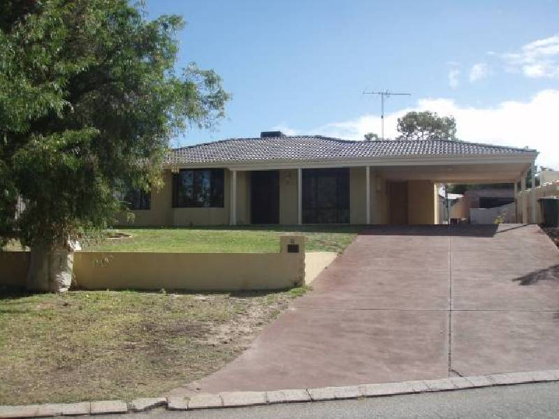 11 Tarata Close, Halls Head WA 6210